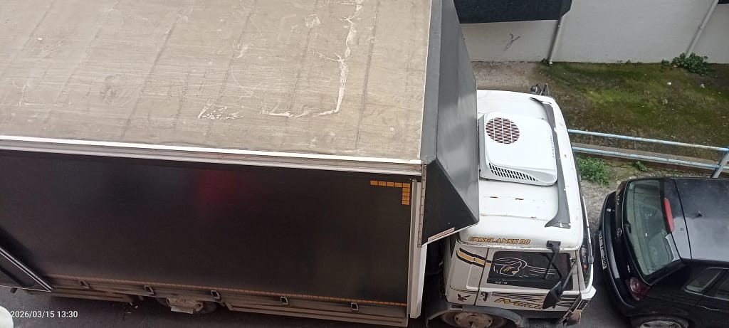 Trabzon Maçka evden eve nakliyat Nakliyat kamyonlumuza 1 kattan çekilen fotoğraf