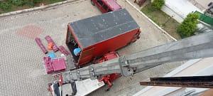 Trabzon asansörlü evden eve nakliyat hizmeti ile yüksek katlara eşya taşıma işlemi.